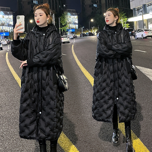 长款黑色羽绒服女2022年冬季大码韩版时尚洋气白鸭绒冬装外套