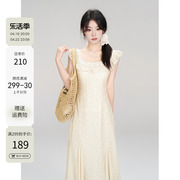 一颗小野莓碎花吊带裙连衣裙女夏季韩系时尚法式收腰显瘦气质裙子