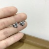 香港正生纯银925银韩版ins森系冷淡风棋盘格心形耳钉女秋冬新款网