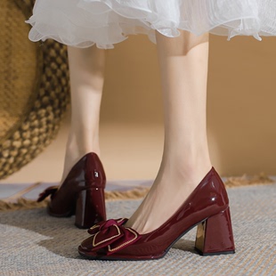 法式红色高跟鞋粗跟高级感婚鞋，新娘鞋2024春季蝴蝶结方头单鞋
