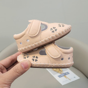 春夏0-1岁婴儿周岁女宝宝凉鞋，公主鞋软底防滑学步鞋百日镂空鞋子