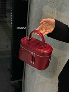 真皮盒子包红色包包女2023潮高级感复古手提单肩斜挎包水桶包