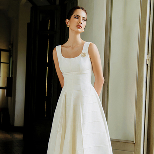 品牌授权越南小众，cici2022夏季白色，收腰复古鱼骨百褶连衣裙