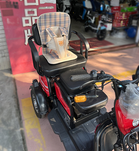 电动三轮车安全固定带老年代步车防摔儿童座椅坐垫宝宝电瓶车后座