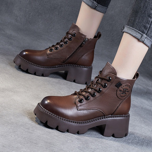 冬季棕色马丁靴女款英伦风2023真皮，厚底增高跟复古系带小皮鞋