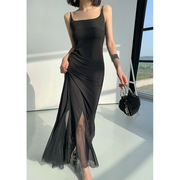 wangxo黑色吊带背心连衣裙，女夏季2023修身显瘦设计感长款裙子