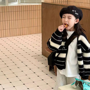 女童针织开衫秋装2023韩版儿童洋气潮范黑白条纹毛衣外套女孩