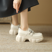 小白鞋女真皮2024年厚底，小个子增高系带单鞋，松糕底休闲小皮鞋