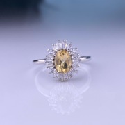 本命年黄水晶戒指s925银镶满钻轻奢女手饰品彩宝水晶，颜色暴力黄晶