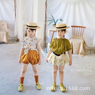 夏季童装女童儿童宝宝，舒适棕黄色花苞短裤，和黑白波点纱纱裙裤