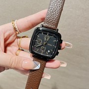 韩版日历潮流表盘方形表带手表，女时尚石英，真皮皮带国产腕表
