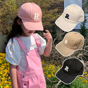 儿童r字母帽子，春季男童鸭舌帽女童遮阳帽，防晒潮款韩版宝宝棒球帽