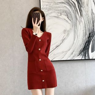 名媛小香风裙子女2023秋冬气质高端V领红色针织连衣裙高档裙