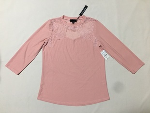 外贸原单原创设计感甜美粉色蕾丝镂空中袖t恤气质，小高领优雅淑女