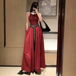 国风新中式女装红色礼服，裙绝美超好看龙纹，无袖挂脖连衣裙轻熟盐系