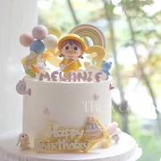 黄色帽子卡通背书包娃娃蛋糕装饰摆件可爱小女孩男孩儿童生日插件