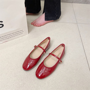 红色玛丽珍鞋漆皮浅口2024年春季圆头平跟一字带气质单鞋女鞋