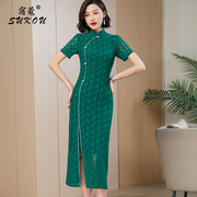 墨绿色新中式国风蕾丝，长裙2024改良旗袍年轻款，高端气质连衣裙