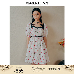 商场同款MAXRIENY甜美一字肩吊带连衣裙草莓印花泡泡袖裙子