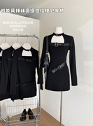 黑色方领冬款连衣裙2023女秋冬高级感穿搭小个子，包臀打底短裙