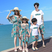 亲子装夏装海边度假一家三口家庭装露肩中长款波西米亚连衣裙