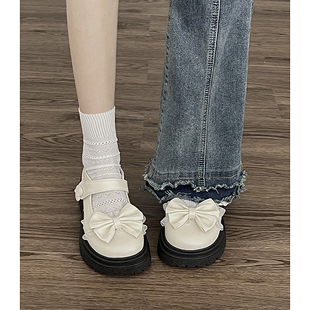 白色日系jk厚底校园风单鞋，女2024年春季法式浅口玛丽珍小皮鞋