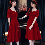 红色伴娘服2024显瘦姐妹，团生日订婚小晚礼服，裙女平时可穿夏季