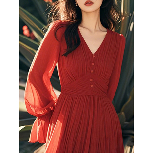 红色V领连衣裙女2025年夏季新款法式轻奢高级感新娘回门礼服裙子