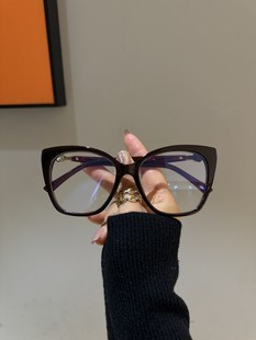 欧美奢华女板材素颜平光镜2024黑色，珍珠边框猫眼眼镜可配近视