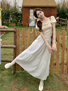 夏季甜美蕾丝拼接泡泡袖短款上衣T恤+刺绣白色显瘦半身裙
