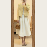 奶黄色圆领小香风短款外套女春秋法式名媛风高级感小个子上衣