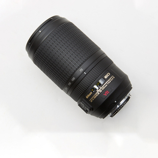  尼康 70-300mm VR F4.5-5.6G 全画幅 长焦防抖镜头 远摄打鸟