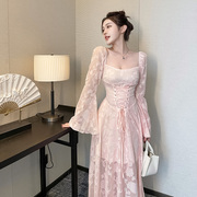 insdoit 粉色法式性感蕾丝连衣裙女高级感内搭气质网纱束腰长裙子