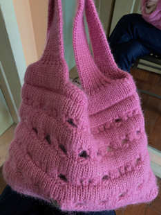 lilushop点眼之笔定染羊毛粉色镂空包针织(包针织)单间手提设计感休闲包