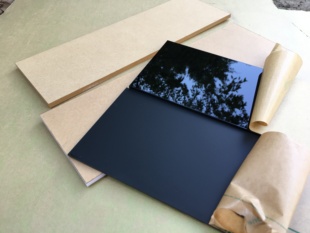 黑色亚克力板半透明有机玻璃板茶色灰色板哑光黑白色磨砂板加工