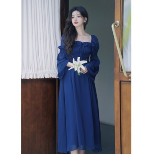 早春女装复古优雅法式收腰显瘦超仙气质绝美长袖连衣裙蓝色高级感