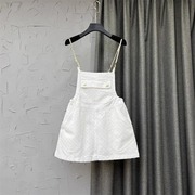 白色连体短裙女春夏2024韩版时尚大口袋，a字型牛仔背带裙子潮