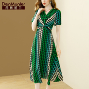 丹慕妮尔绿色法式优雅真丝连衣裙女夏季v领气质收腰裙子