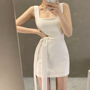 2024年女装短裙气质初恋法式小众复古方领白色连衣裙子女夏季