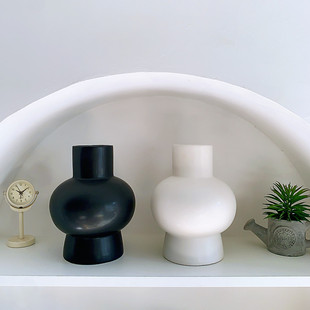 陶瓷创意时尚北欧花瓶现代简约瓷器，客厅摆件家居，家饰干花花器插花