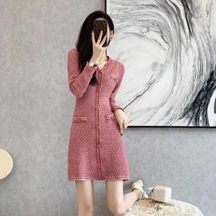 gg。欧洲站秋季2023女装法式高级感气质打底毛衣裙(毛衣裙)粉色针织连