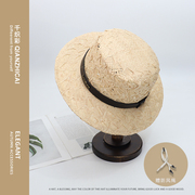 拉菲草帽子女手工编织皮带平沿小礼帽英伦法式遮阳防晒海边沙滩帽