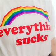 一切都糟透了彩虹T恤女士图形T恤Tumblr白色T恤夏季时尚原宿上衣