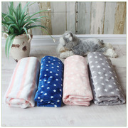 狗狗毯子睡垫夏季猫咪小毯子珊瑚绒不粘毛夏天狗狗用的毛毯小被子