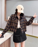 韩版长袖港风格子衬衫女外套，2023秋季宽松单排扣小个子短款上衣潮