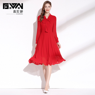 红色连衣裙2024春装系带领气质，收腰显瘦中长款雪纺长袖打底裙