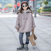 女童洋气羊羔绒外套秋冬装，韩版儿童女孩，加绒加厚皮毛一体