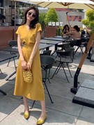黄色v领雪纺海边度假连衣裙2024女装，高级感气质修身裙子夏季