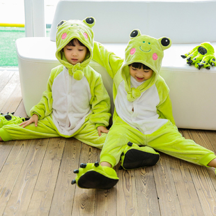 小跳蛙儿童演出服舞蹈服幼儿园，表演服装女童冬青蛙衣服男童睡衣秋