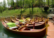 6米贡多拉船欧式木船水上手划船休闲观光船户外旅游船